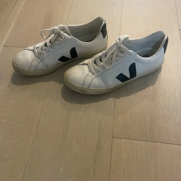 Veja campos shoe. White and black - Picture 4 of 7